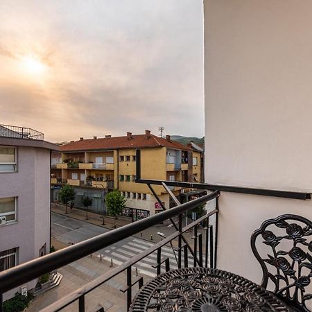 Apartamento Fenix Lux Apartman Centar Vranje Exterior foto